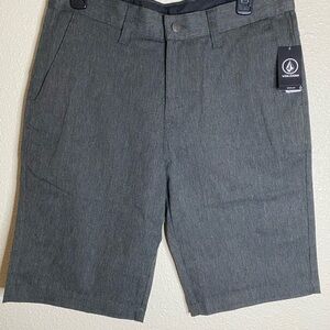 Volcom Men's Charcoal Flat Front Shorts 31”
